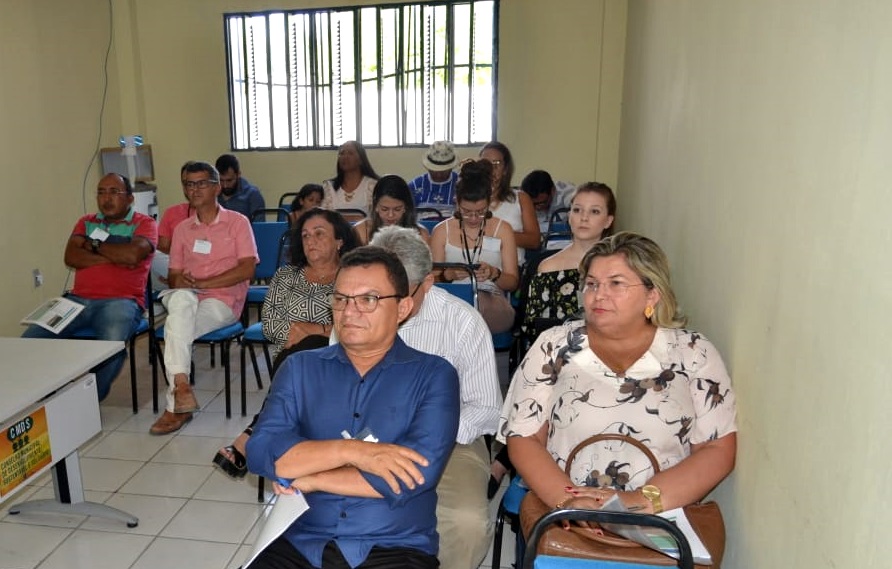 NOTÍCIA: Prefeita de Cerro Corá e o secretário de agricultura participam de oficina Regional do MZPAS