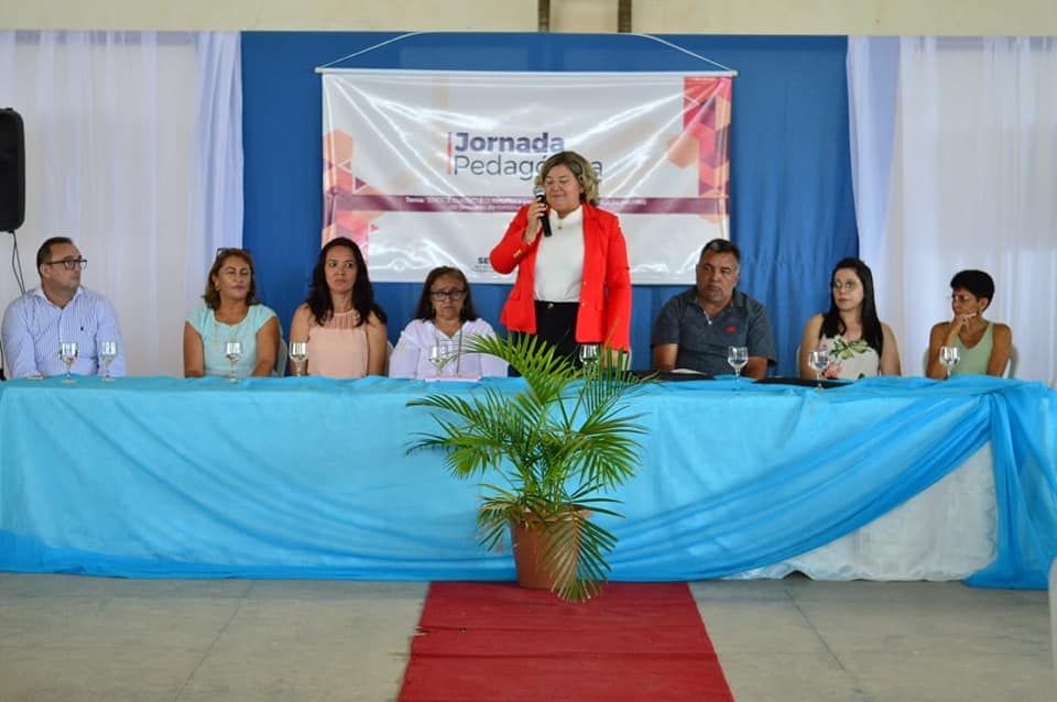 Prefeita de Cerro Corá participa da abertura da jornada pedagógica