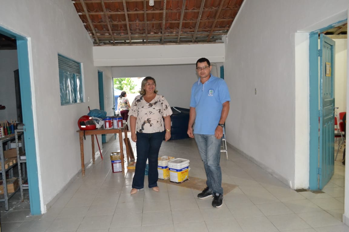 Prefeita Graça Oliveira continua visitando obras e serviços de reformas em Cerro Corá