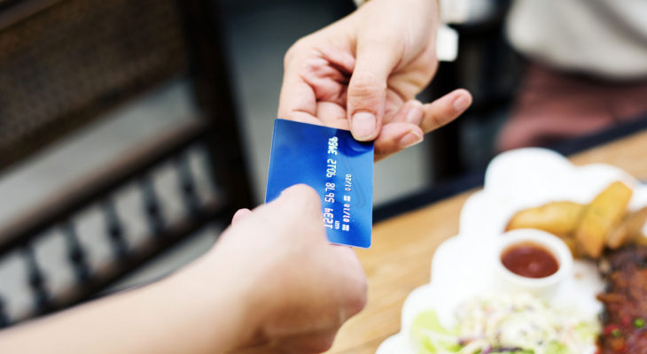 Cartão de crédito terá limite no parcelamento sem juros? Entenda proposta do BC