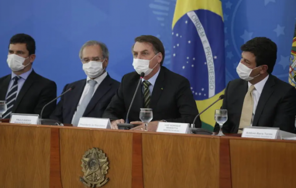 Bolsonaro divulga pacote de R$ 88 bi para governos enfrentarem pandemia
