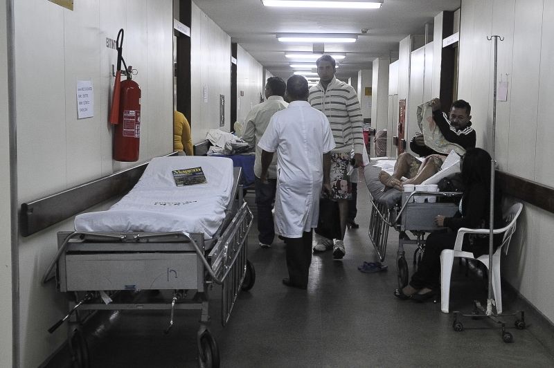 Servidores e acompanhantes de pacientes ficam sem alimentação no Hospital Walfredo Gurgel