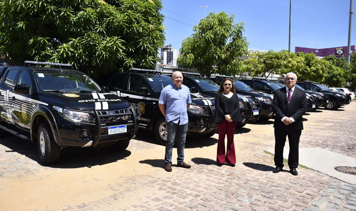 Sesed entrega novas viaturas para a Polícia Civil