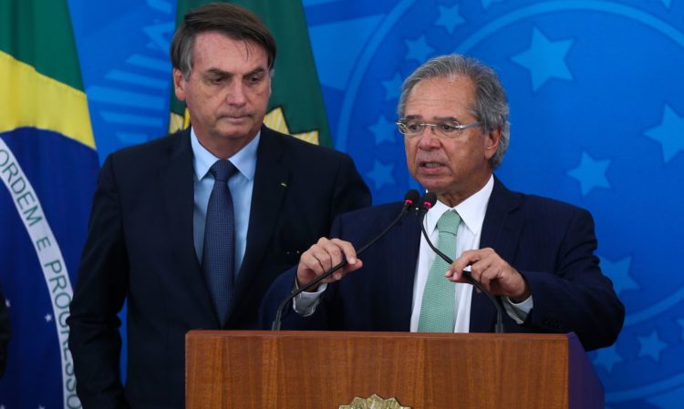 Bolsonaro anuncia R$ 200 bilhões para socorrer trabalhadores e empresas
