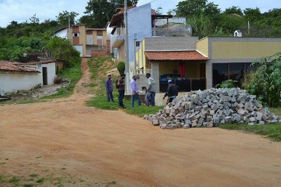 Obras de pavimentação são anunciadas e iniciadas em Cerro Corá