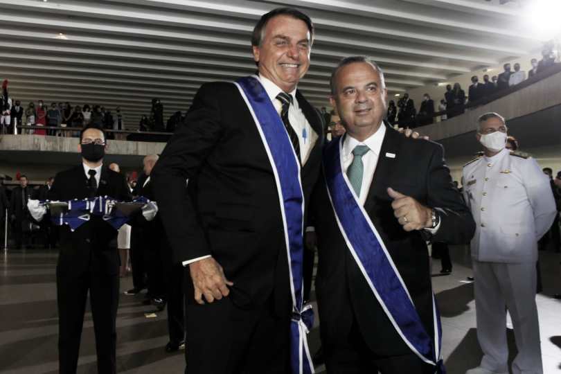 Marinho recebe condecoração da Ordem do Rio Branco de Bolsonaro