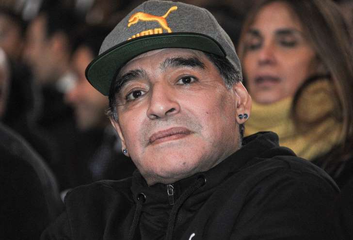 Um ídolo de muitas gerações Diego Armando Maradona morre aos 60 anos depois de parada cardiorrespiratória
