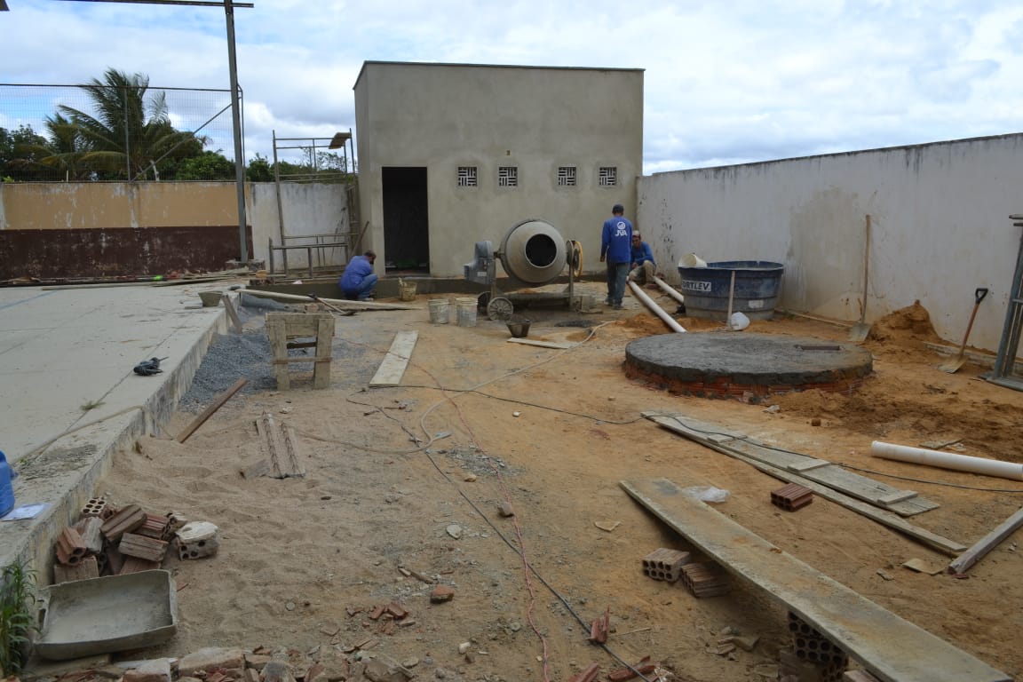 Quadra de esportes do Assentamento Santa Clara II em Cerro Corá ganha banheiros e melhorias