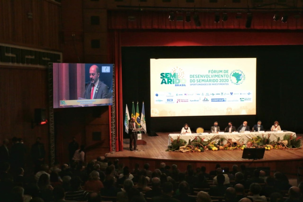 Fórum debate desenvolvimento do semiárido brasileiro em Mossoró