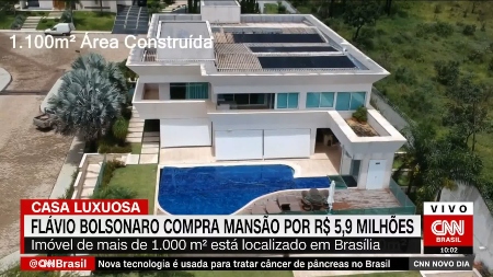 A mansão de R$ 6 milhões comprada por Flávio Bolsonaro Tem 2.400 m² de área no total