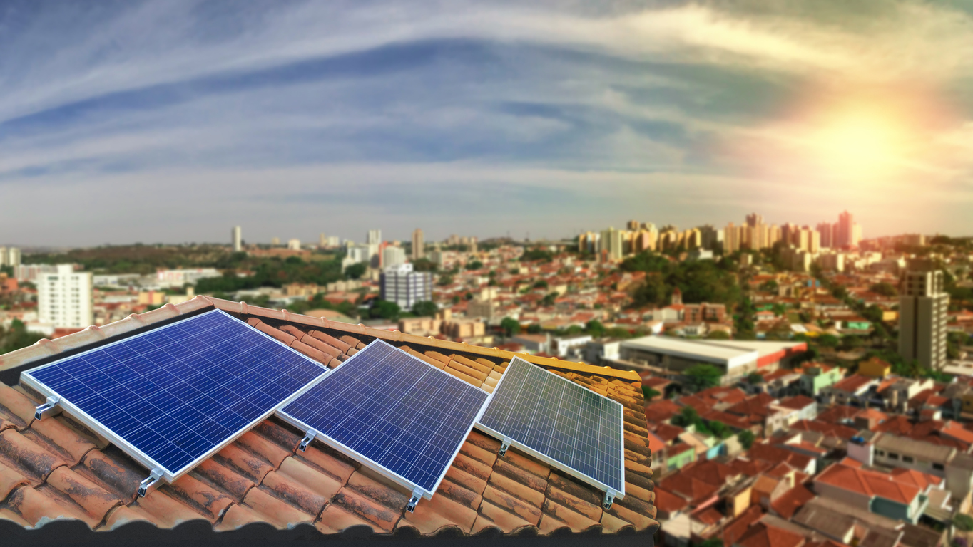 Uso de energia solar cresce no Brasil, com 19 GW de potência instalada