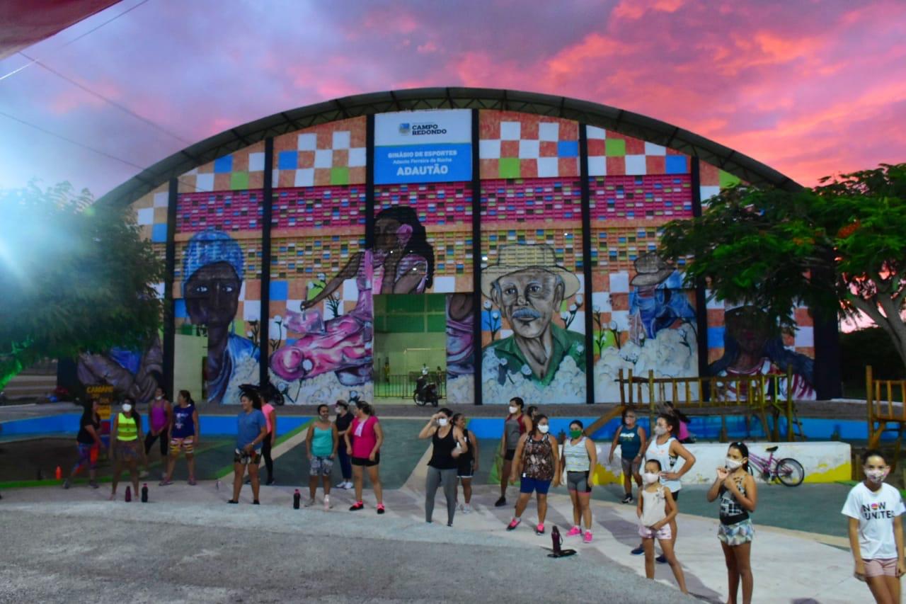 Campo Redondo: Projeto Bem Estar na Praça, que sirva de exemplo