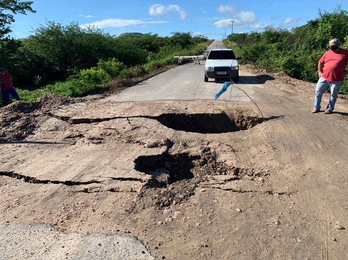 RN-118 será interditada por três dias para conserto de bueiro rompido pelas chuvas em trecho entre São Rafael e Jucurutu