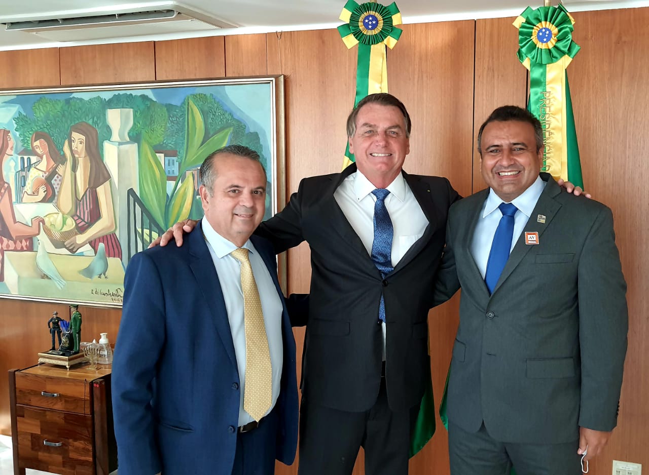 Presidente da Femurn se reúne com Bolsonaro e ministro Rogério Marinho
