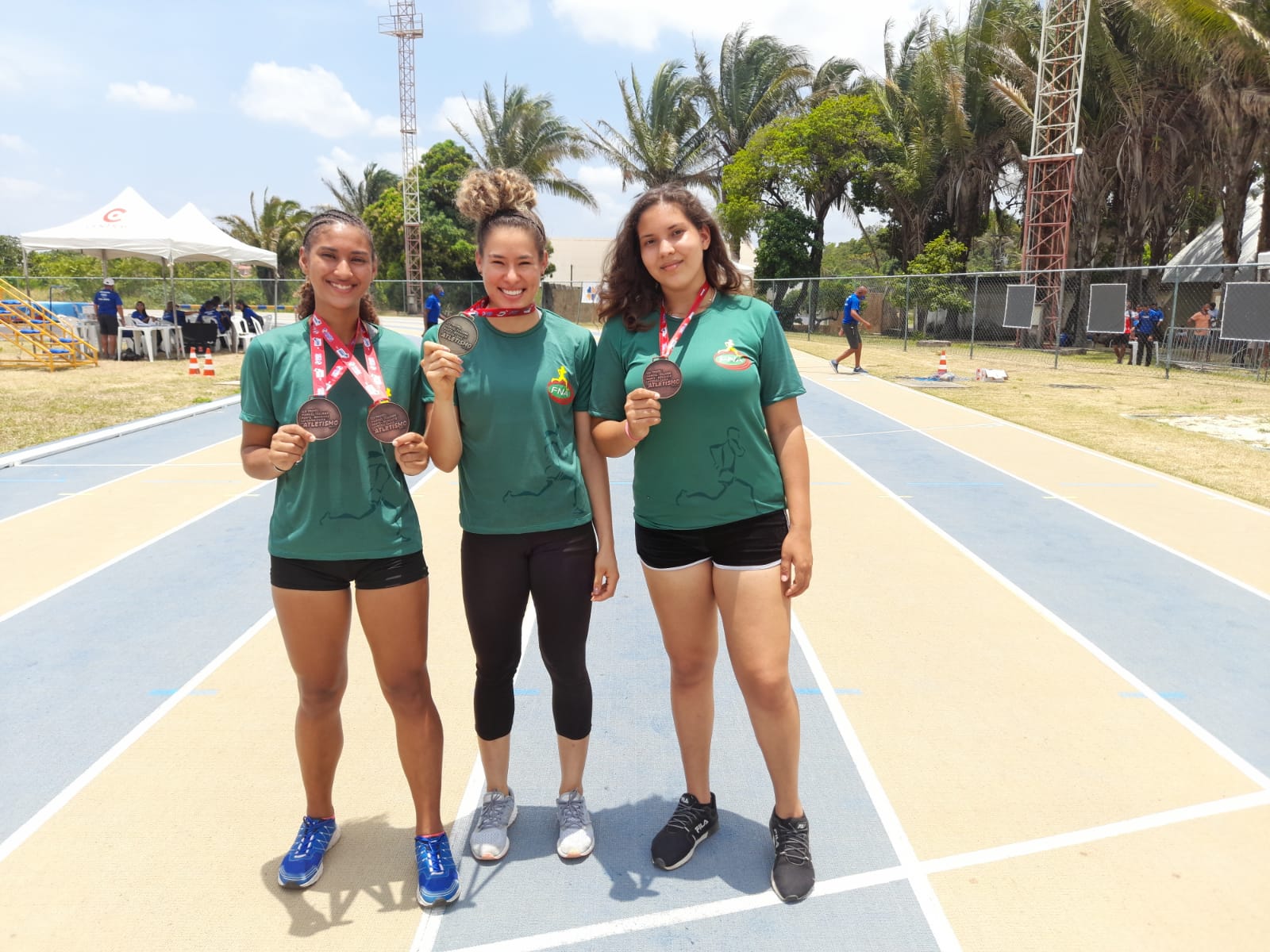 Cerrocoraenses conquistam 04 medalhas no Norte Nordeste adulto de atletismo em São Luis-MA