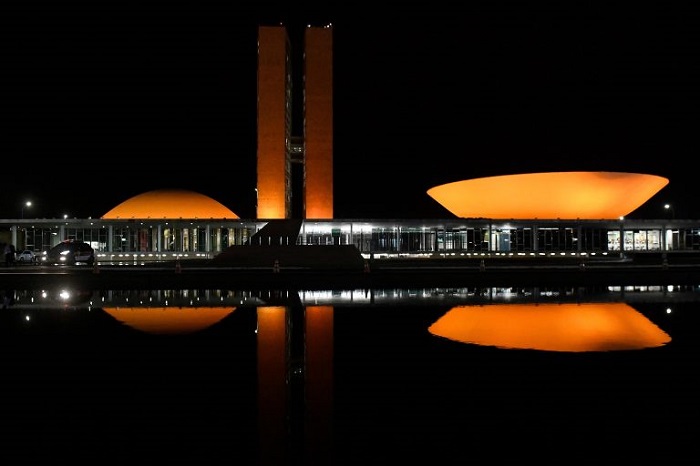 Congresso fica iluminado de laranja neste sábado pelo Dia Mundial do Doador de Medula Óssea