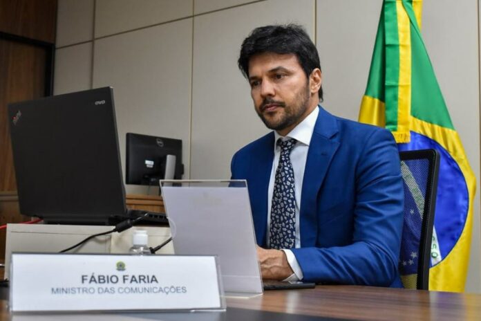 Novela continua: Renovação de concessão da Globo será “100% técnica”, diz Fábio Faria