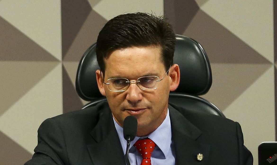 Ministro da Cidadania João Roma pede exoneração do cargo