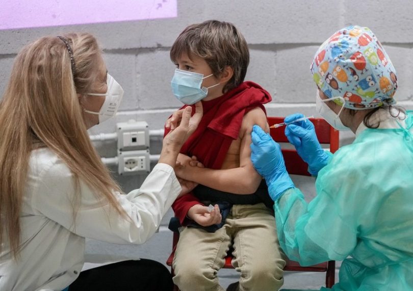 Governo Federal define prioridades na vacinação de crianças contra a Covid