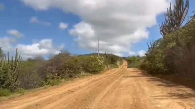 Vereador Rodolfo Guedes anuncia a liberação dos recursos para retomada da estrada da produção RN 203 trecho Cerro Corá/ São Tomé