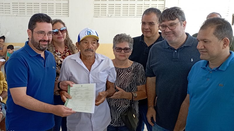 123 famílias do Assentamento Santa Clara II receberam do governo federal titulo de terra no município de Cerro Corá-RN