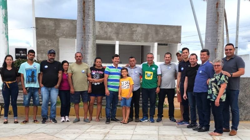 Cerro Corá: Elzinho, familiares e os vereadores Dedé e João Alexandre receberam a visita de seu candidato a deputado federal Kelps Lima