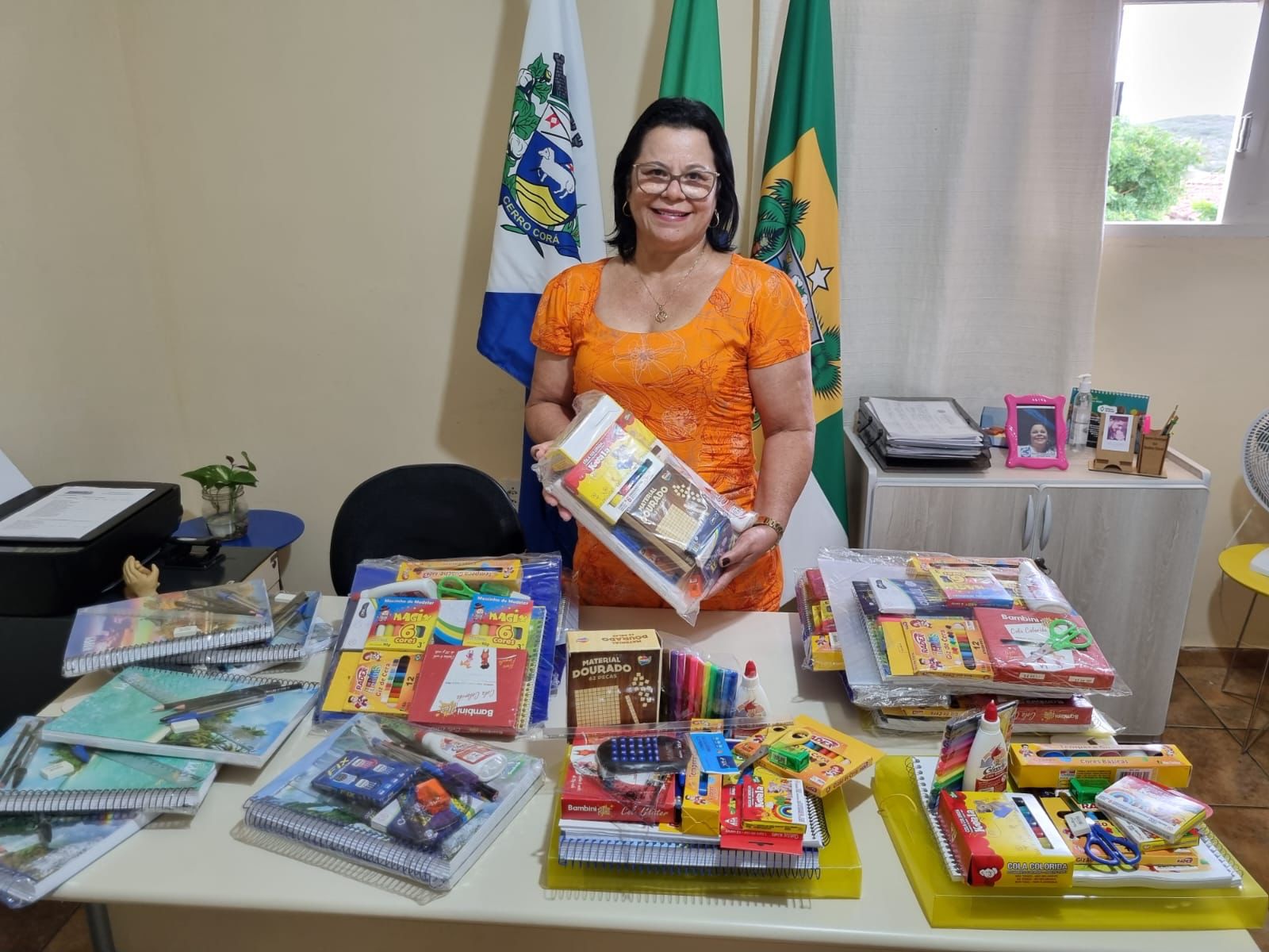 Prefeitura de Cerro Corá adquire kits escolares para alunos da rede municipal