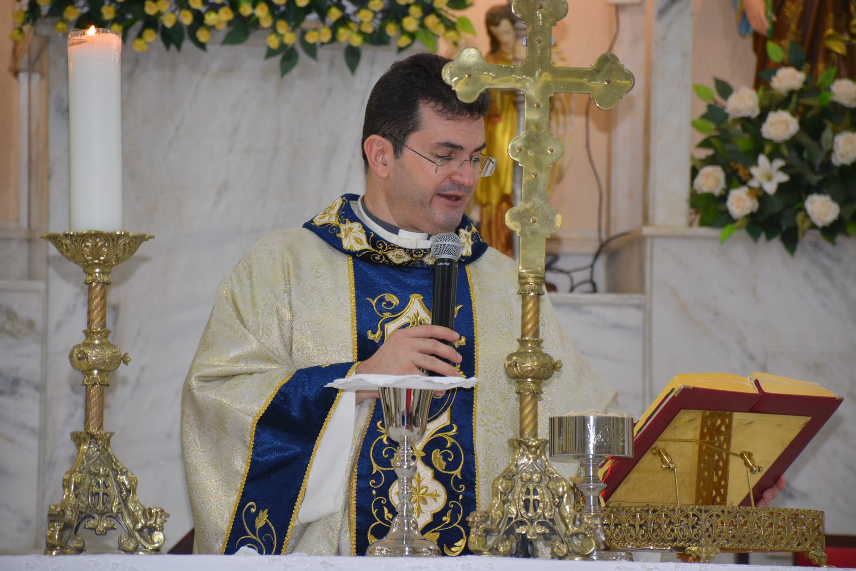 Padre Alcivan Tadeus comemora seus seus 26 anos de ordenação sacerdotal.