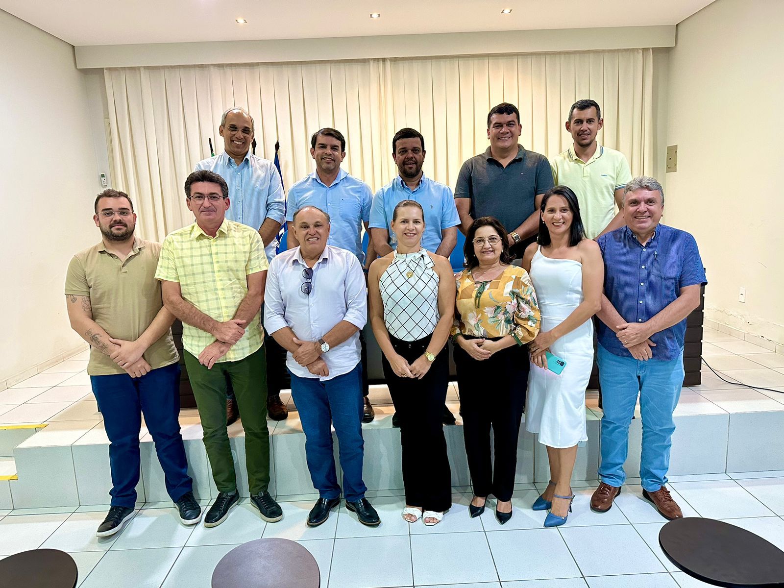 Prefeito de Cerro Corá participa das discussões do setor Mineral em Assembleia Geral com outros prefeitos na AMSO-TR