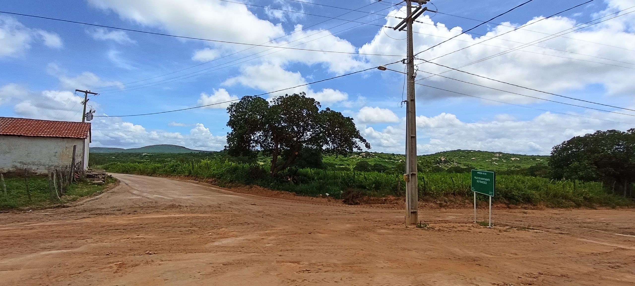 Cerro Corá: Iniciada melhorias nas estradas vicinais(Vídeos)