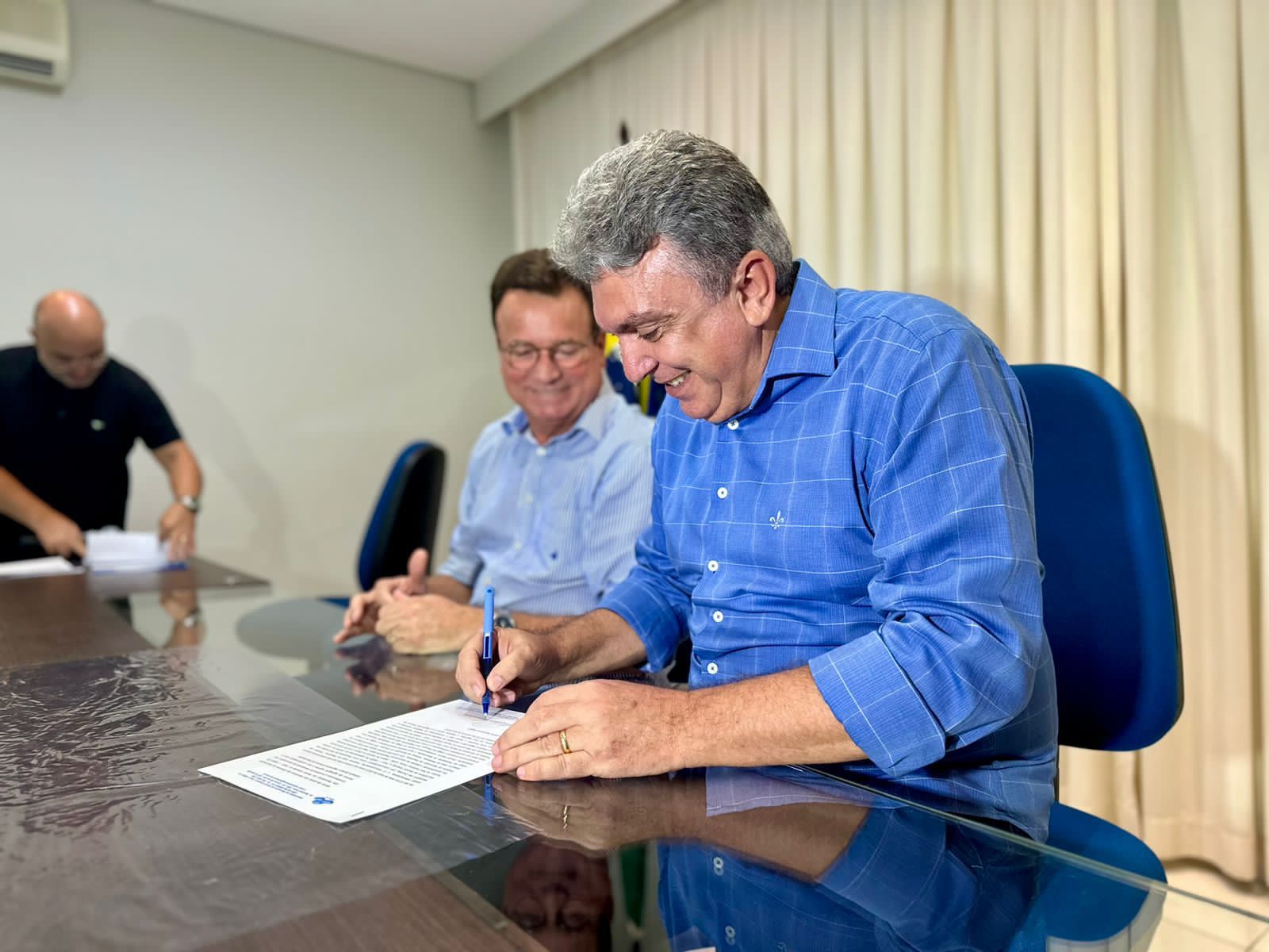Joaquim de Medeirinho toma posse como novo presidente da AMSO-TR