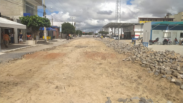 Lagoa Nova:Problemas no processo na pavimentação da Avenida Silvio Bezerra causaram atrasos e custos extras