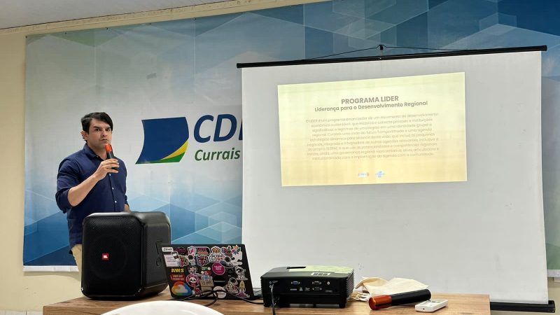Prefeito de Carnaúba dos Dantas apresenta programa LÍDER a prefeitos de 13 municípios de Minas Gerais