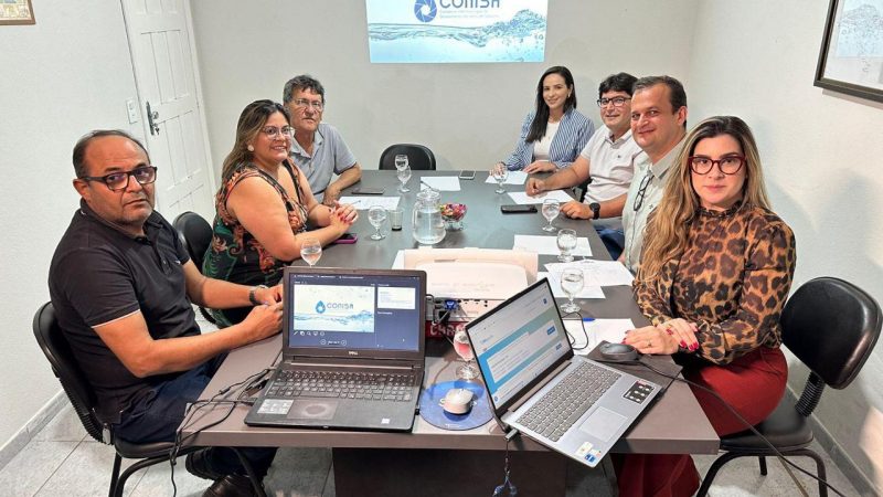 Conisa apresenta balanço do 1º semestre e revela projeto educacional sobre bom uso da água aos prefeitos