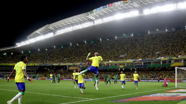 Brasil goleia a Bolívia em dia de recorde de Neymar e estreia de Fernando Diniz