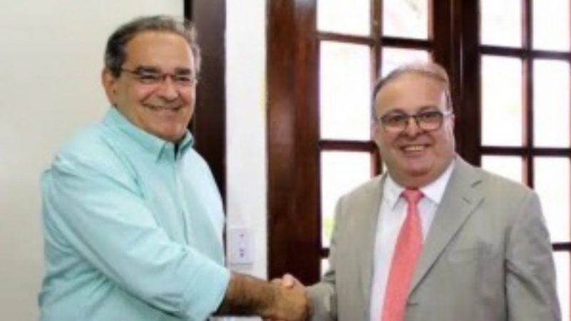 Álvaro dias anuncia Paulinho Freire como seu candidato a prefeito de Natal