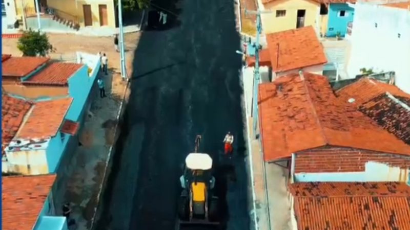 (Vídeo)Começaram os serviços de asfalto em 06 ruas de Cerro Corá /RN